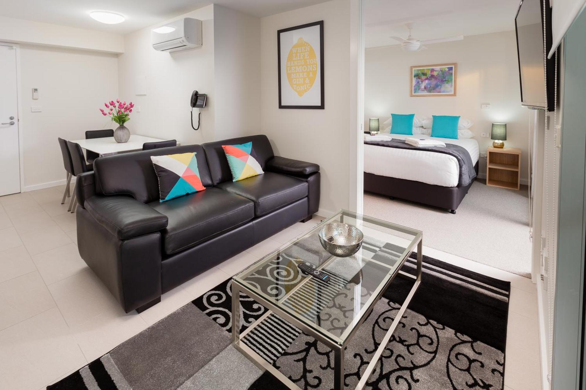 Hamilton Executive Apartments Newcastle Exterior photo