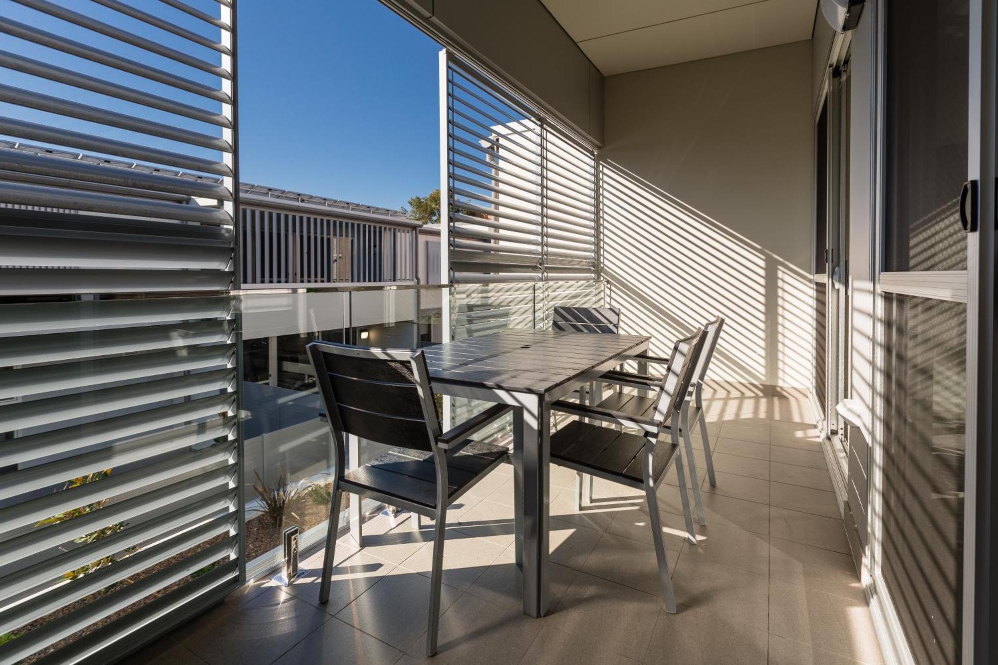 Hamilton Executive Apartments Newcastle Exterior photo