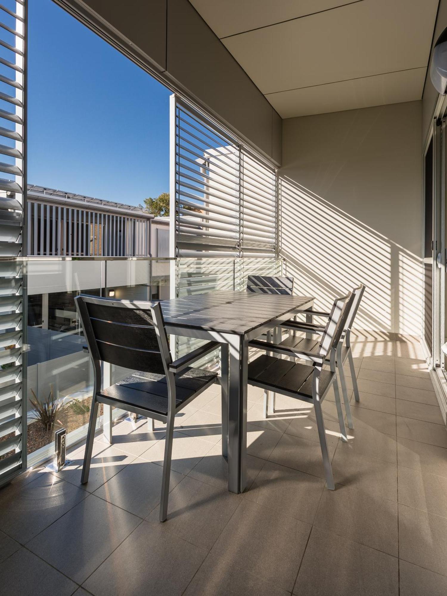 Hamilton Executive Apartments Newcastle Exterior photo