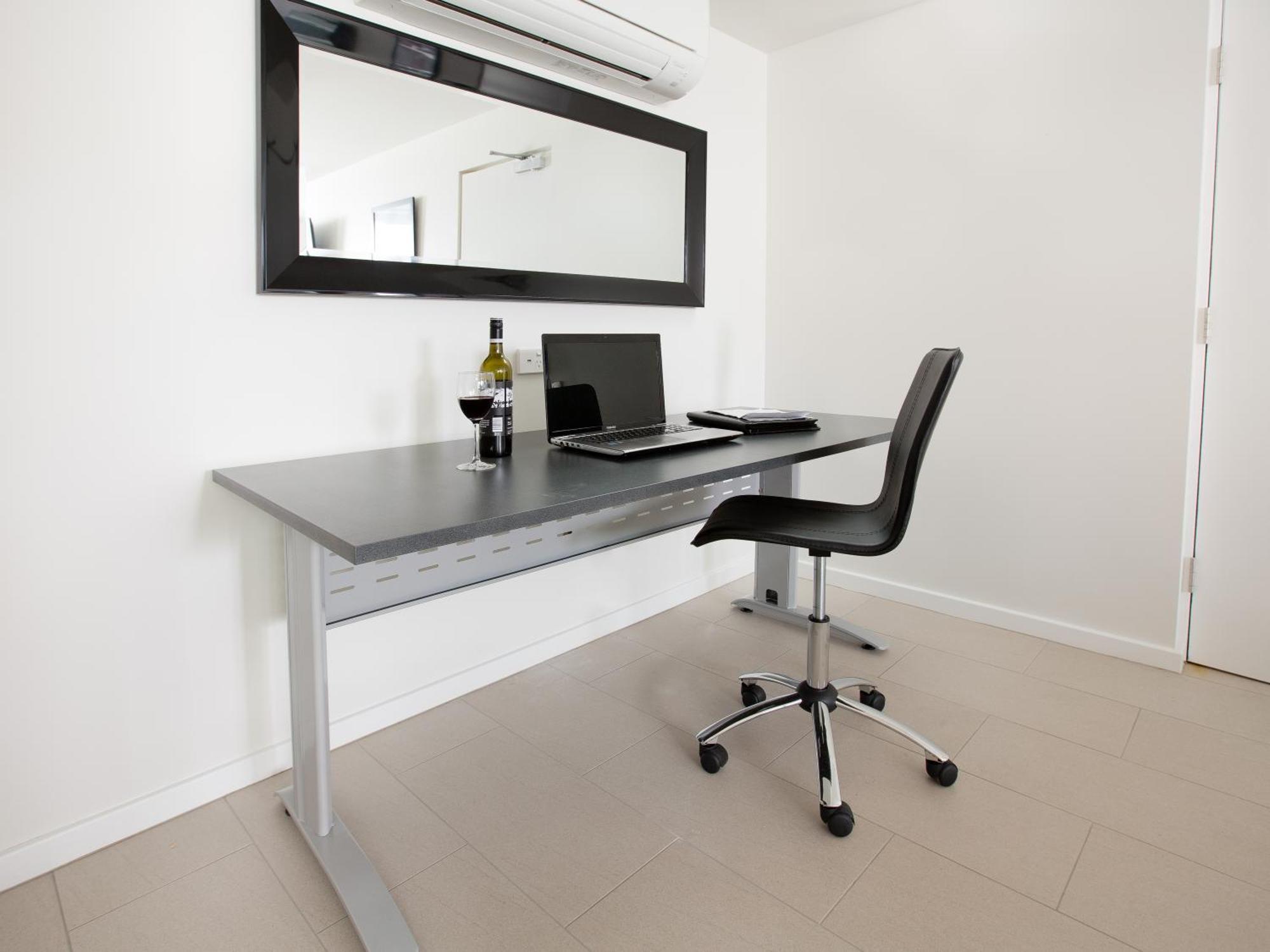 Hamilton Executive Apartments Newcastle Exterior photo